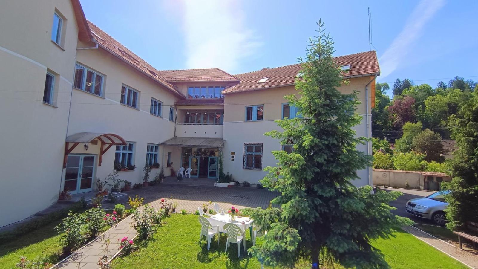 Centrul Gaudeamus Hostel Segesvár Kültér fotó